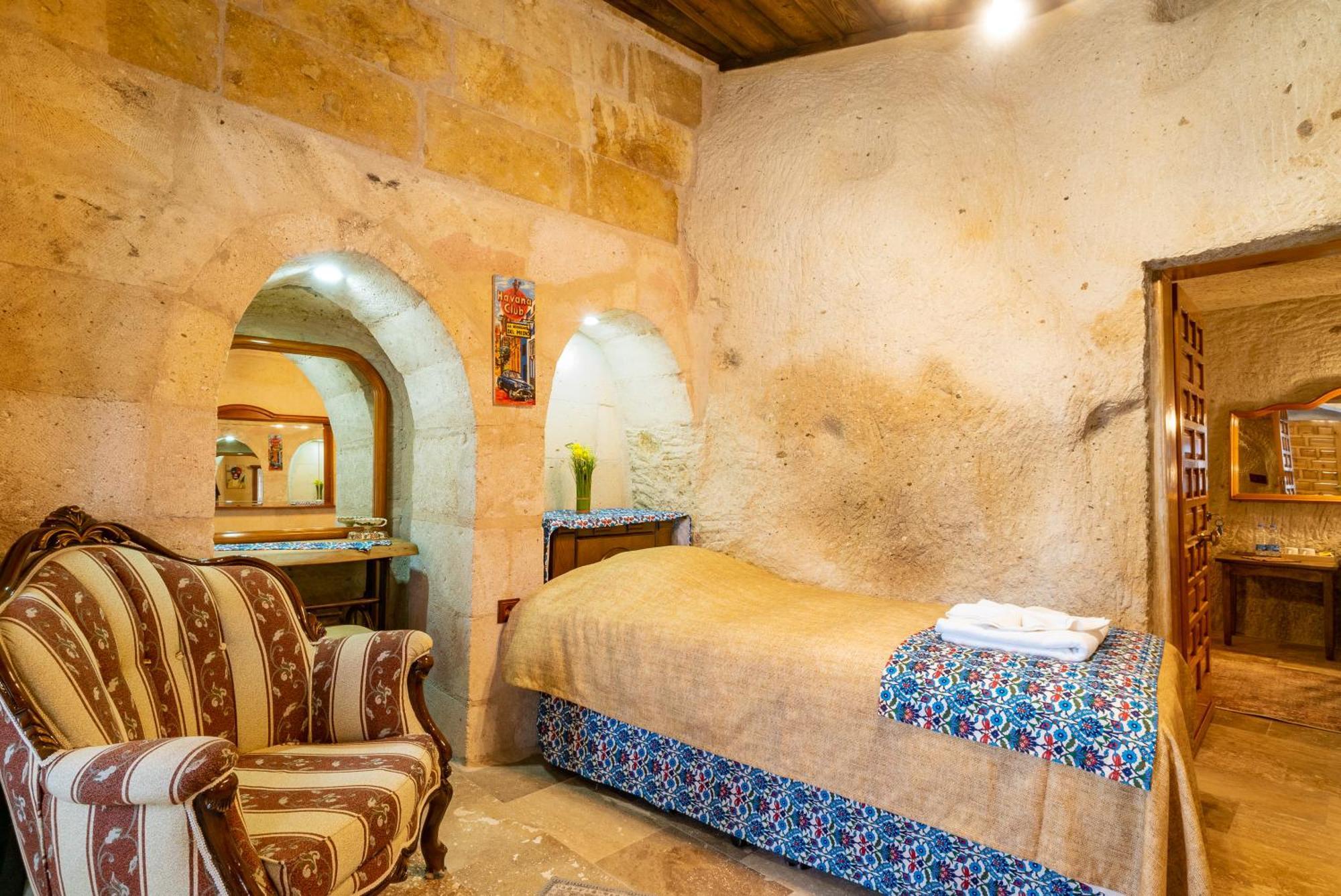 Cappadocia Inans Cave & Swimming Pool Hot Hotell Nevşehir Exteriör bild