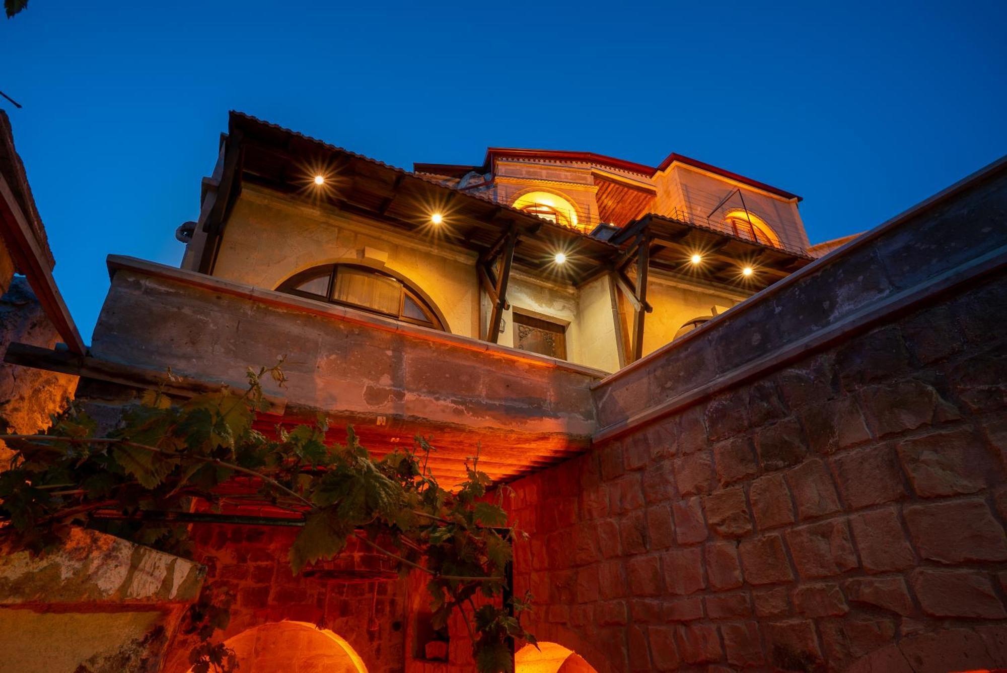 Cappadocia Inans Cave & Swimming Pool Hot Hotell Nevşehir Exteriör bild